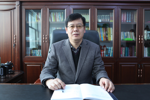 中共党员, a target="_blank" href="/item/中学高级教师/241426"