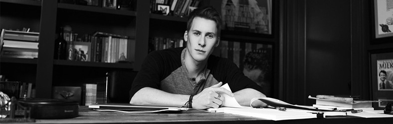  p>达斯汀·兰斯·布莱克 i>(dustin lance black) /i>,1974年6月10日