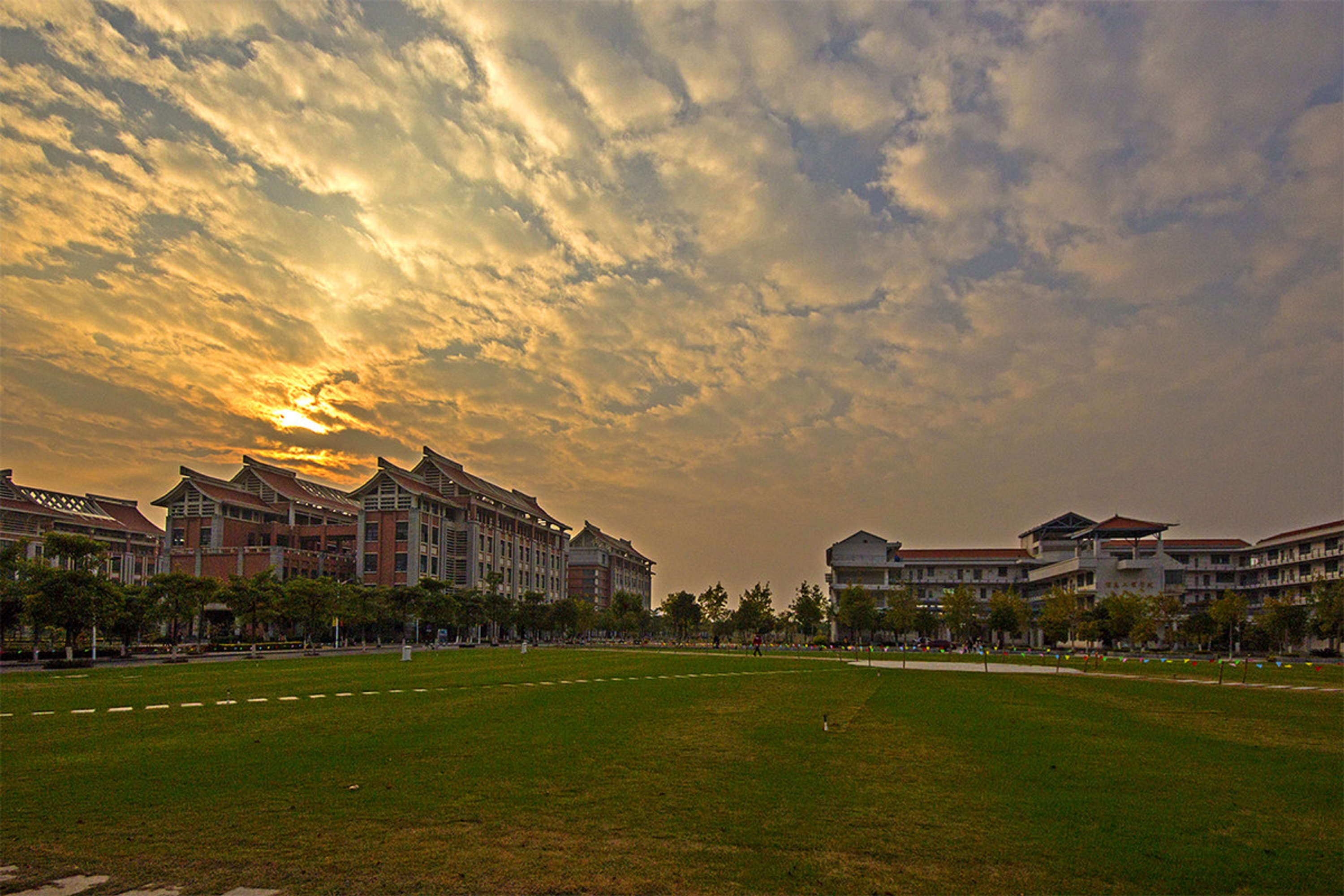 厦门市集美大学