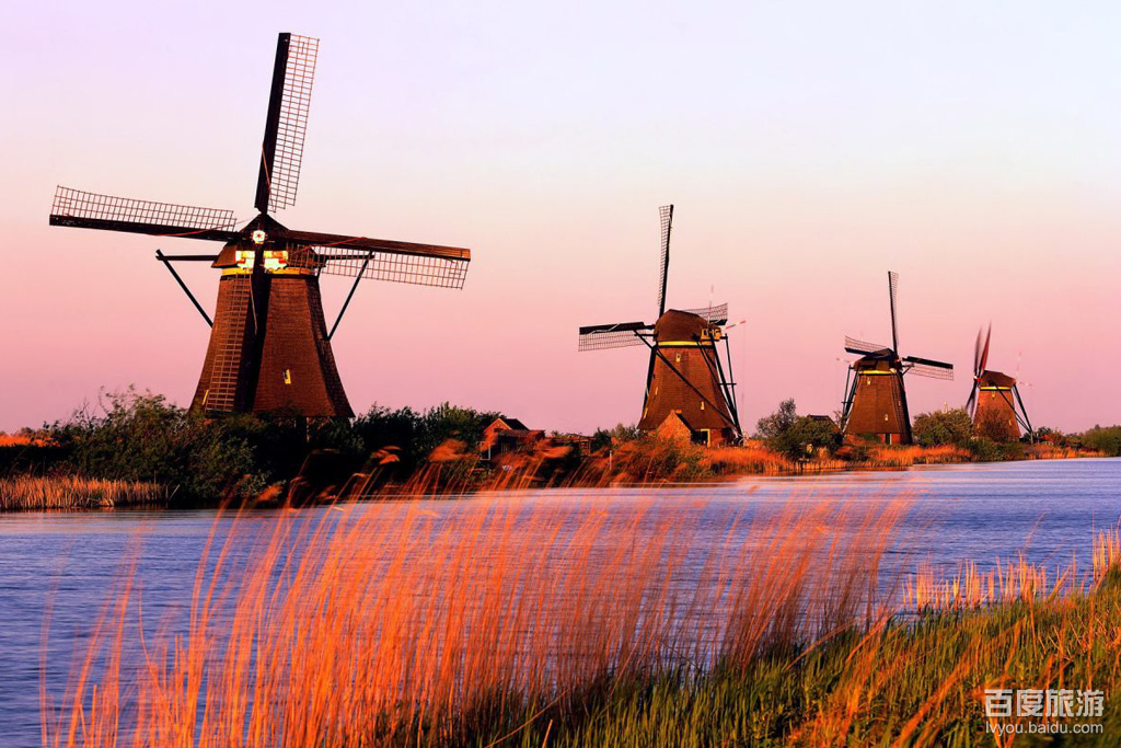 koninkrijk der nederlanden;英语:the kingdom of the netherlands)