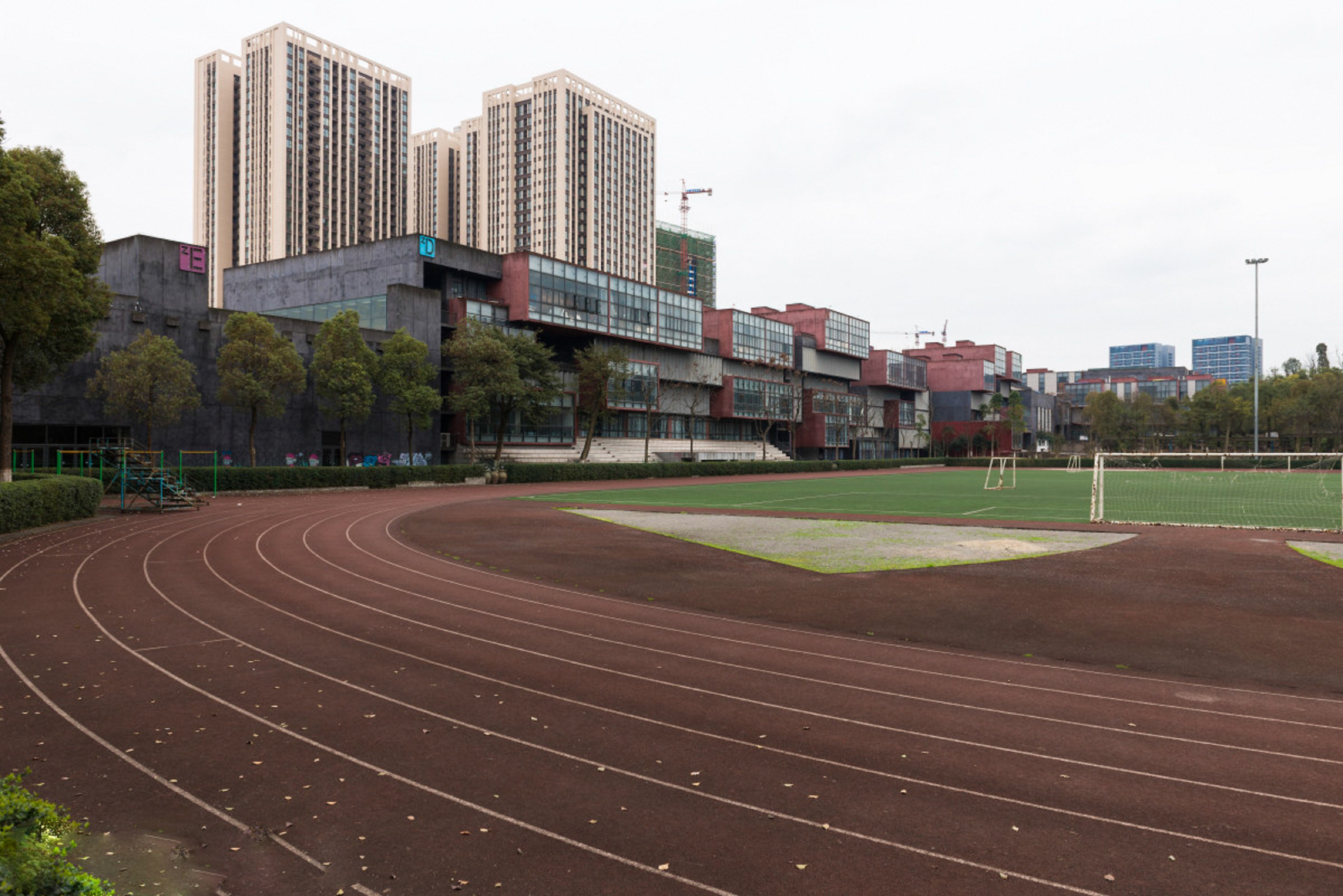  p>四川美术学院( i>sichuan fine arts institute /i>),简称"川美"
