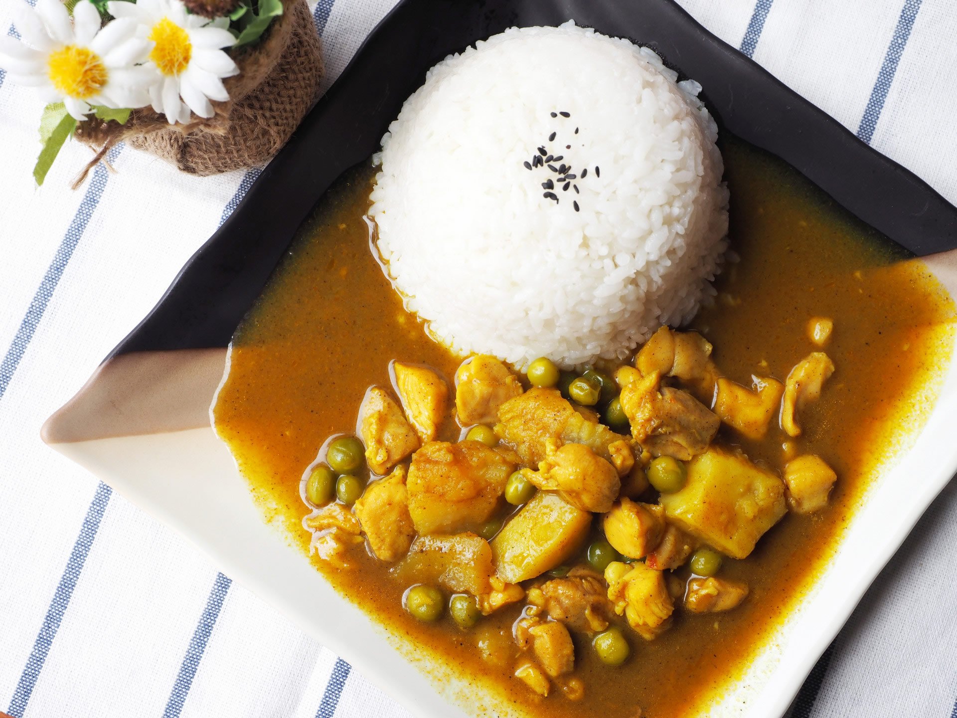 微波咖喱土豆鸡饭