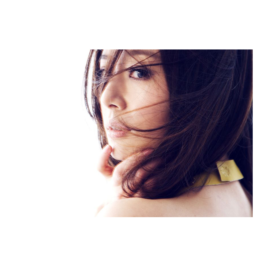 ,1976年1月27日出生于台湾省台北市,华语影视女演员,歌手