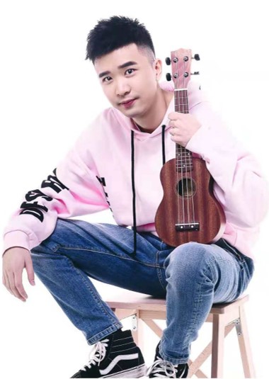  p data-id="gnzqm5zgmo">杨铮,中国汉族,开心麻花签约演员.