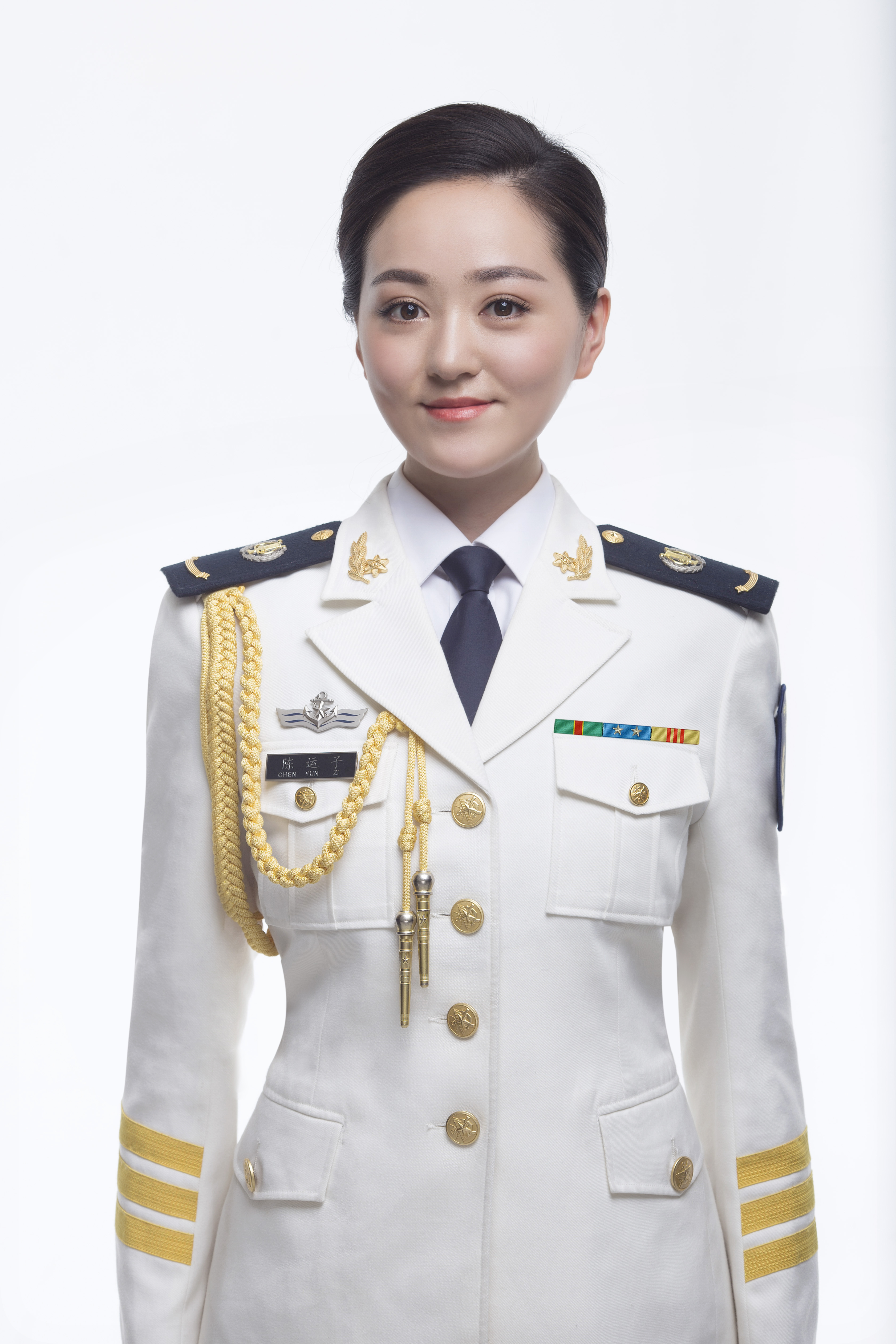 target="_blank" href="/item/常德">常德 /a>,海政文工团歌唱演员