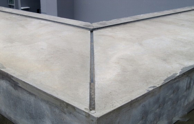  p>女儿墙压顶是指在女儿墙最顶部 a target="_blank" href="/item