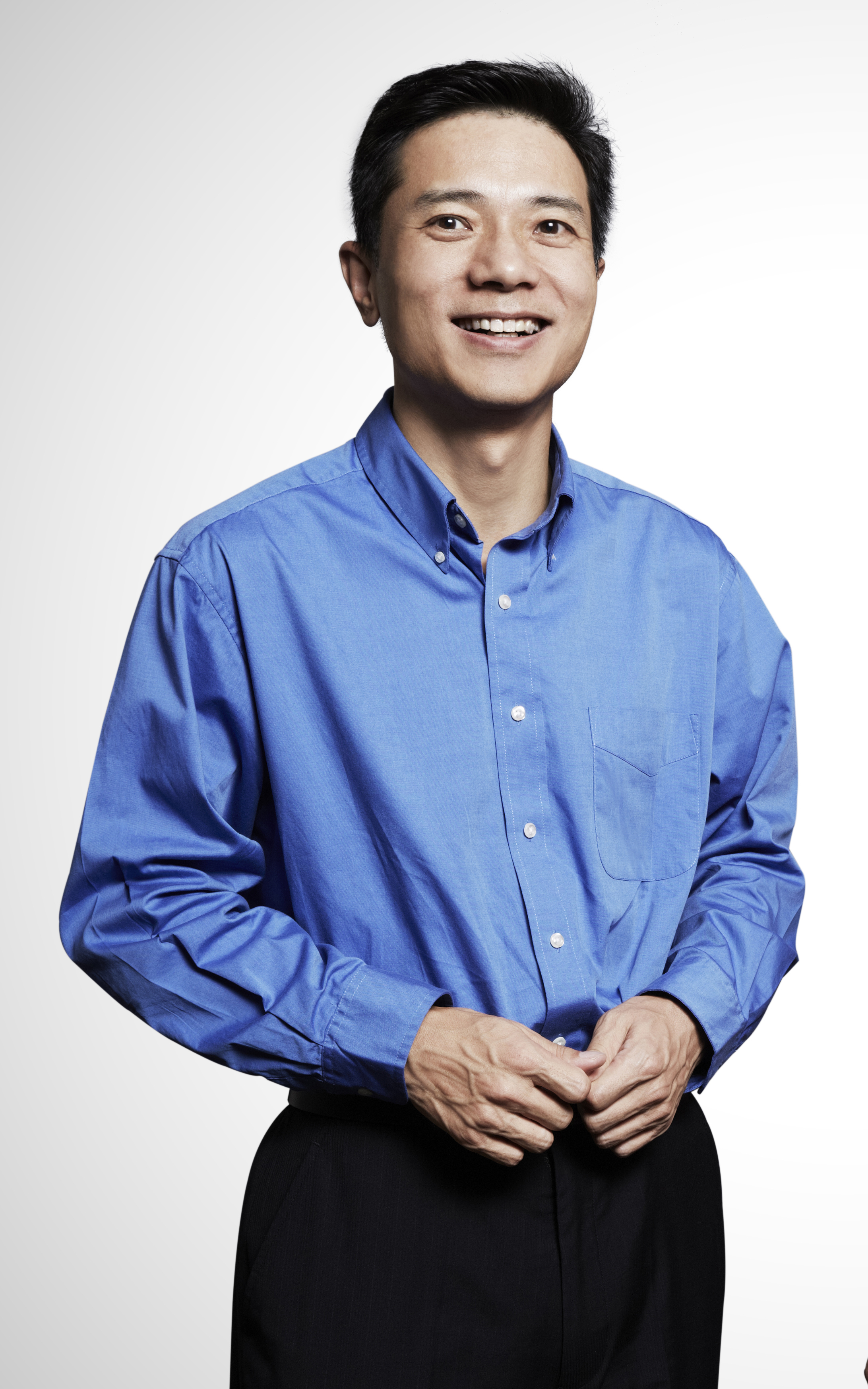  p>李彦宏 i>(robin li) /i>,男,汉族,无党派人士,1968年11月出生