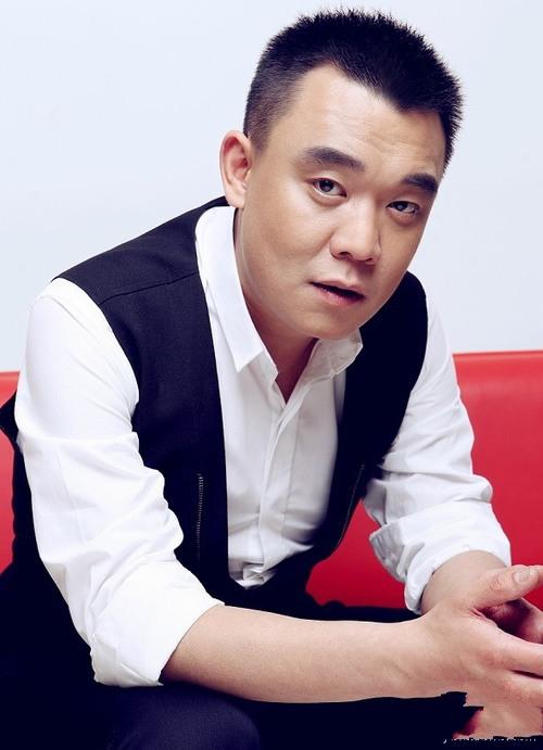  p data-id="gnwftx76sj">崔嵩,男,中国大陆青岛籍演员,毕业于青岛39