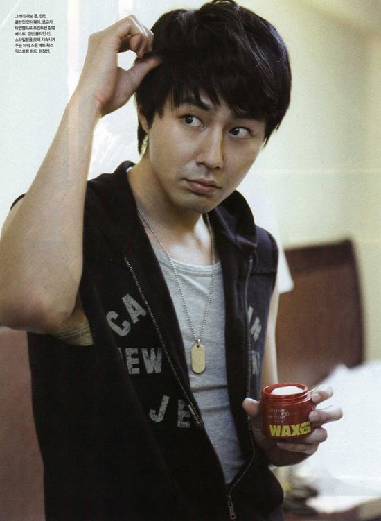  p>赵寅成(         ,zo in sung),1981年7月28日出生于韩国首尔市.