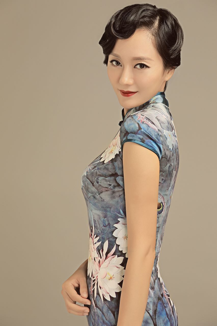  p>郑心潼,1984年11月15日出生于浙江省杭州市,毕业于北京电影学院12