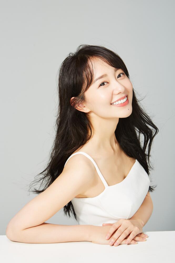  p>孙耀琦,1987年3月29日出生于山东省,毕业于湖南大学表演系,中国