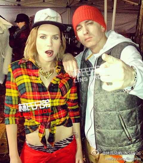  p>斯盖拉·格蕾(skylar grey),1986年2月23日出生于美国 a target="