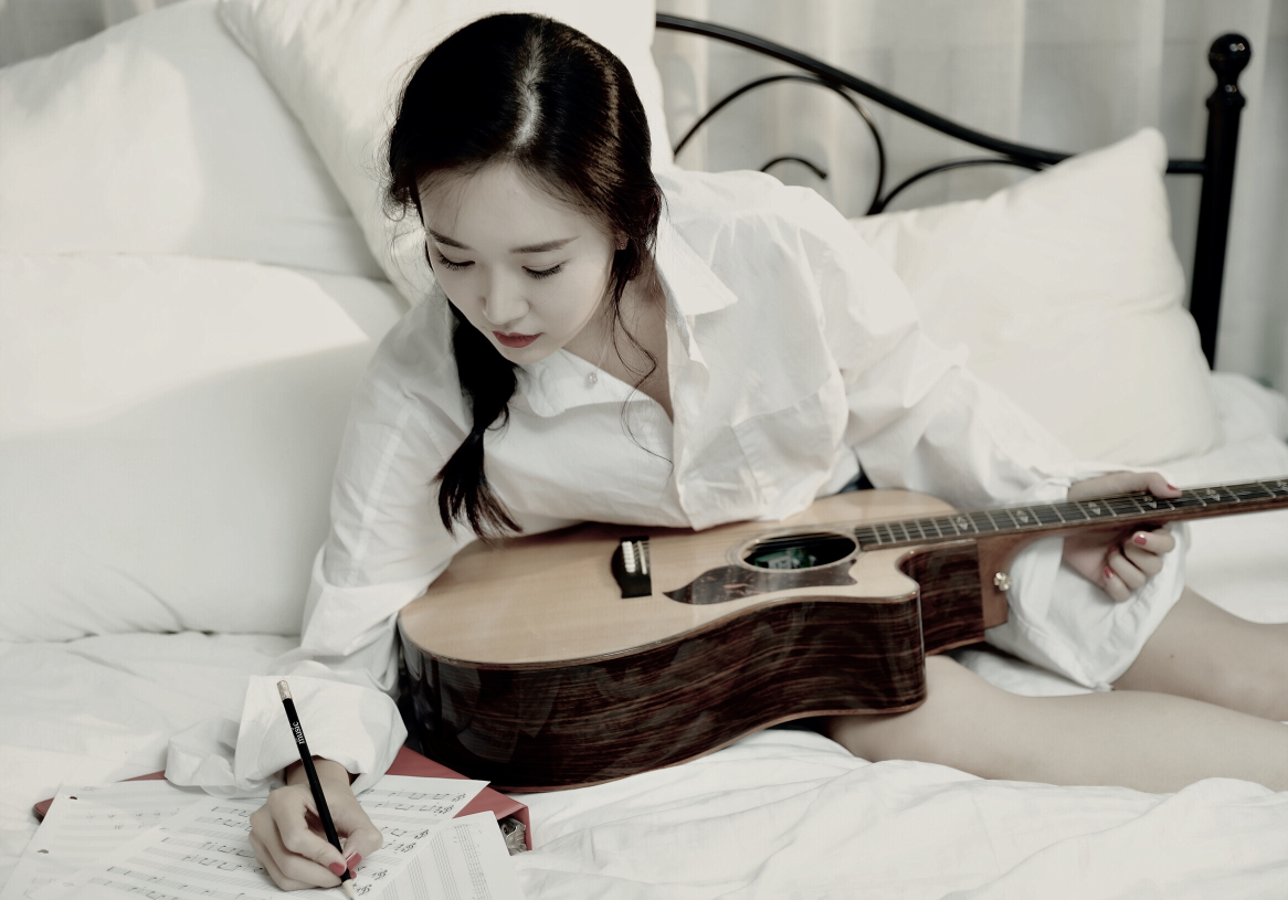 00aditt8">苏楚力,1989年9月17日出生于河北省邯郸市,中国大陆女歌手