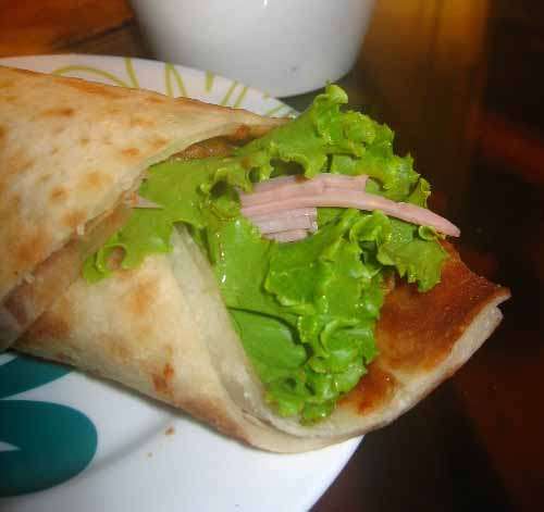 家常大饼卷鸡蛋