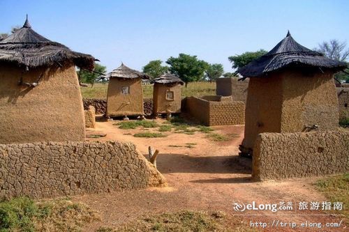  p> b>马里共和国 /b>(la république du mali),简称 b>马里 /b>,是