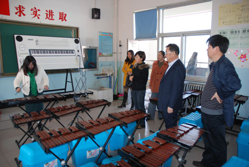 巴彦淖尔市实验小学