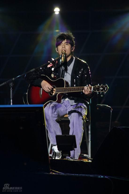 周杰伦与陶吉吉吉他弹唱(珍藏版) (含盘)