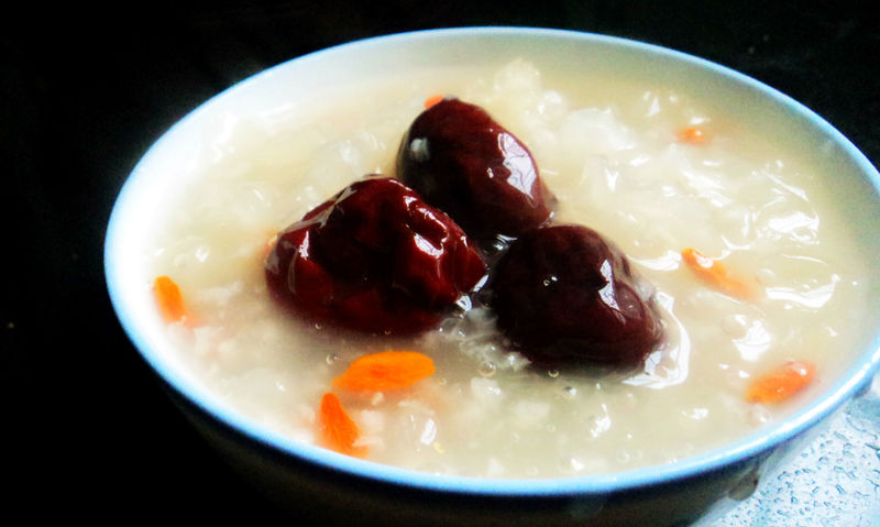 银耳红枣糯米粥
