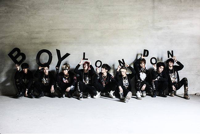 4o">alphabat(         )是simtong entertainment旗下的九人男子组合