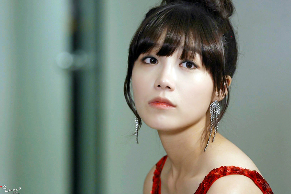 jung eun ji),原名郑慧林,1993年8月18日出生于韩国釜山