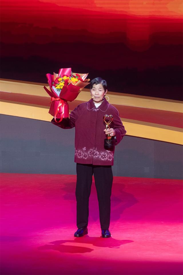 感动重庆十大人物