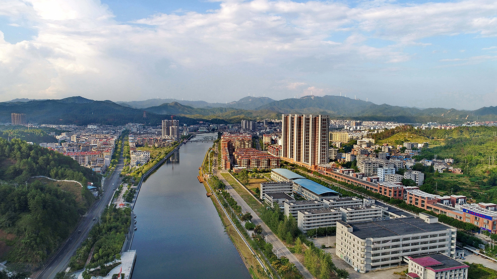  p>全南县,江西省 a target="_blank" href="/item/赣州市/1688863"