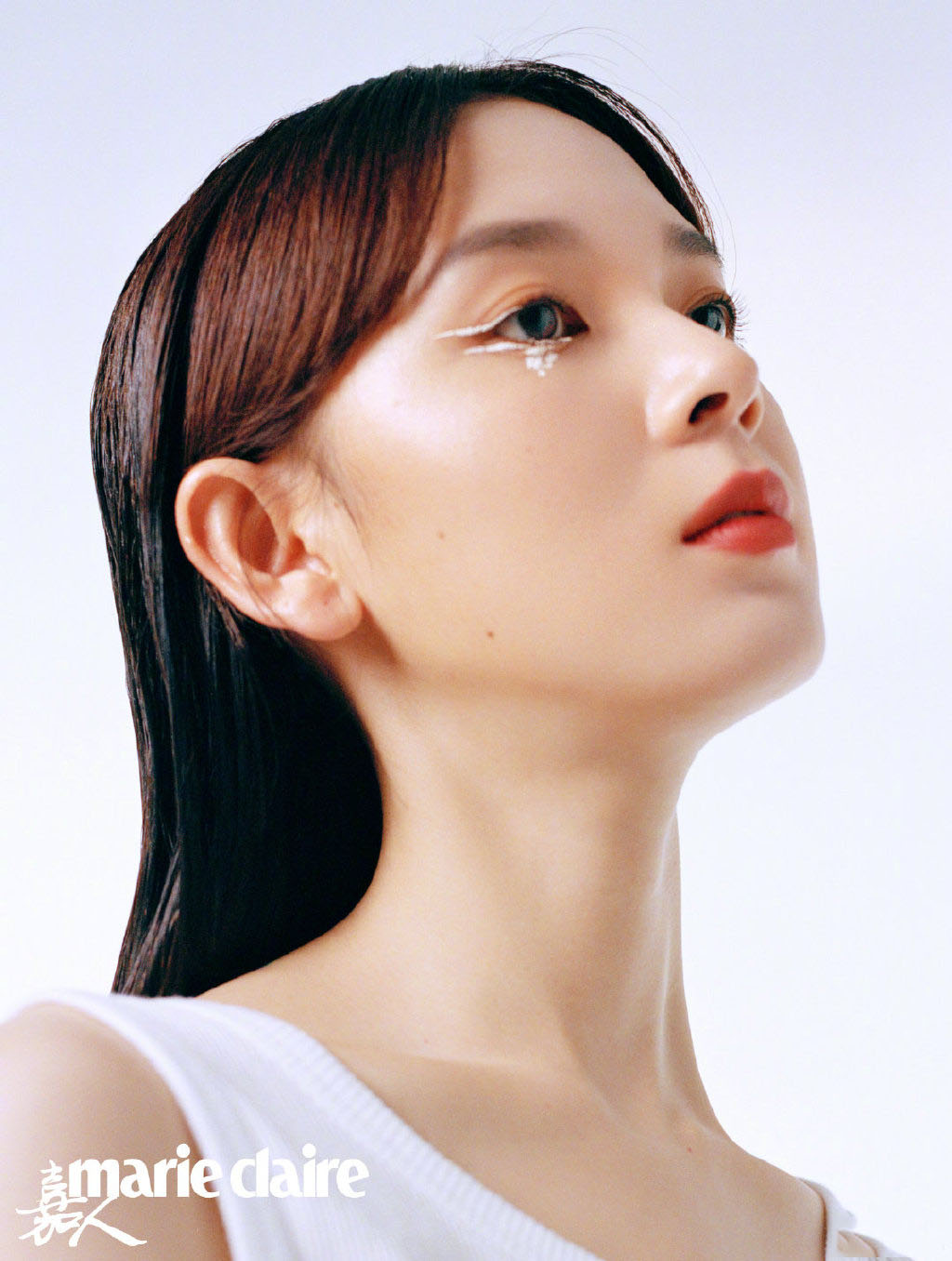  p>陈瑶,1994年10月31日出生于四川攀枝花,中国内地女演员,毕业于北京