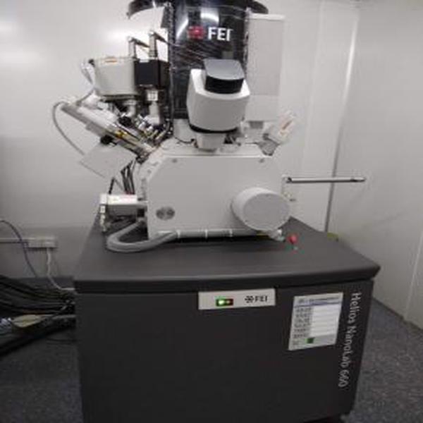 可聚焦双枪离子束