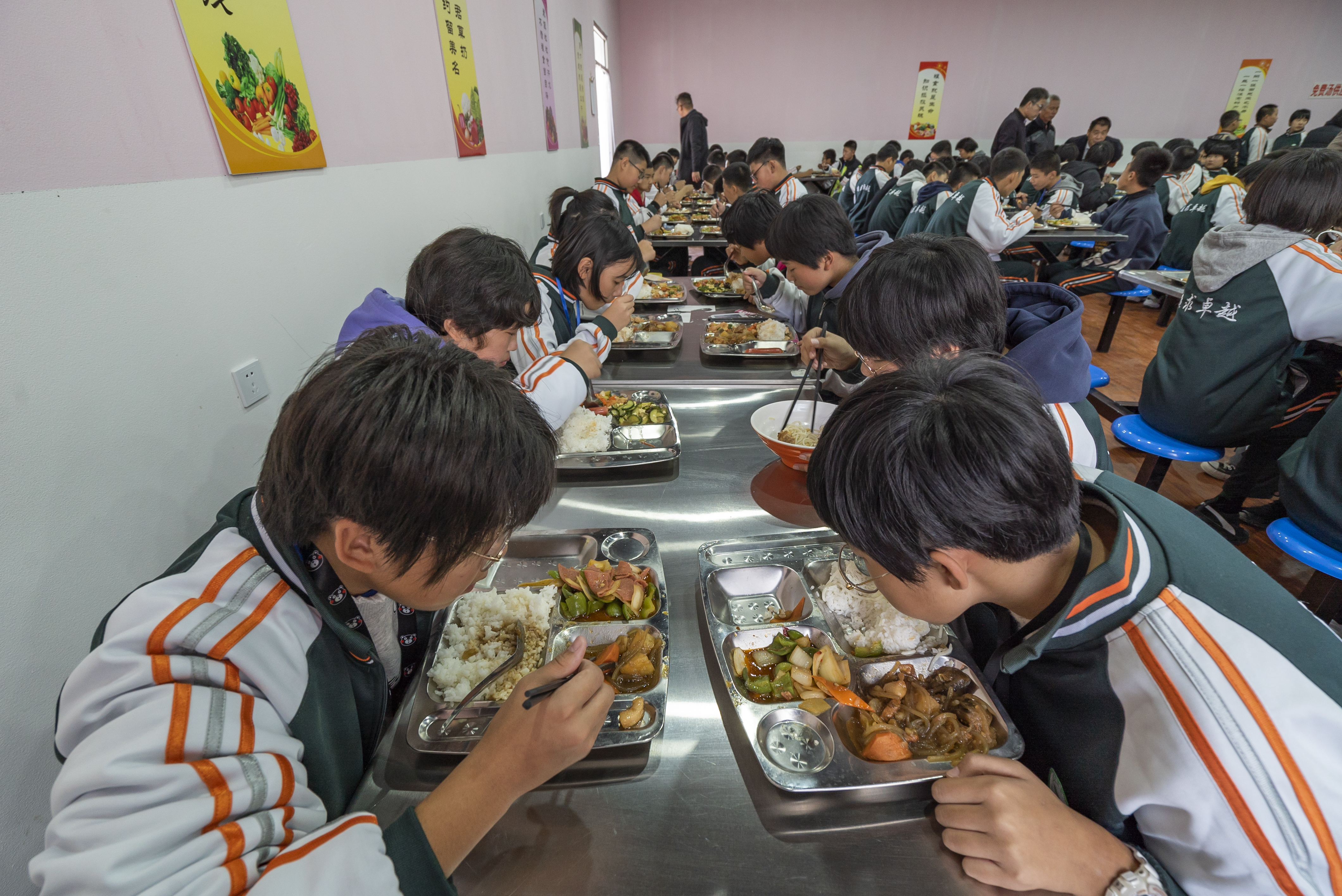 衡水街关中学
