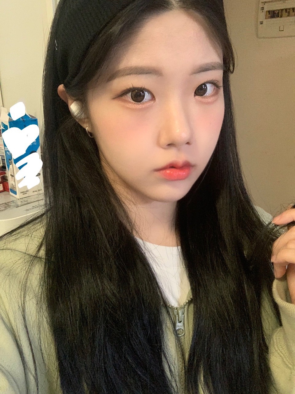 yoon chaewon,ユンチェウォン /i>),2003年06月04日出生于韩国