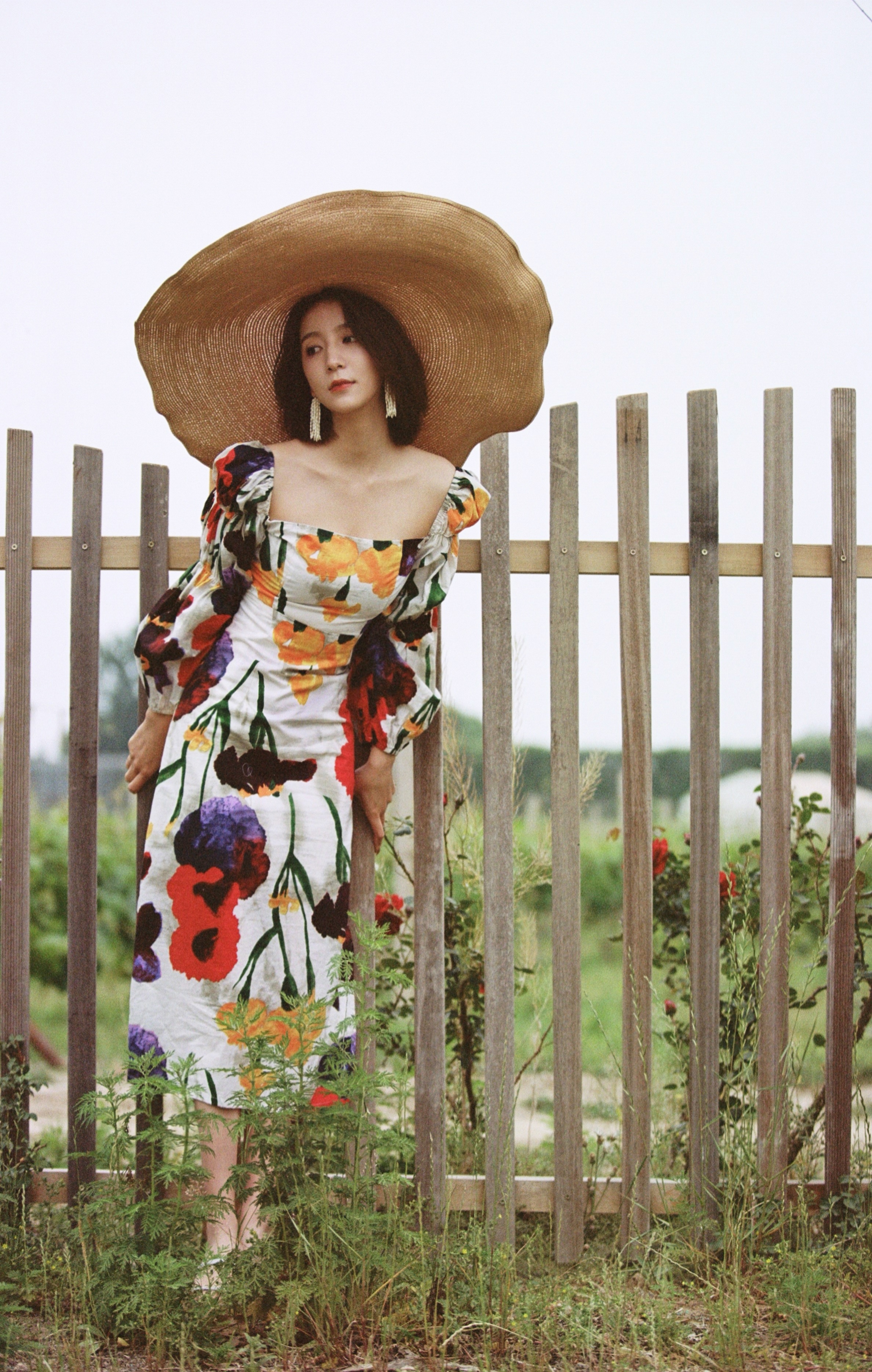  p data-id="gncn40whdj">卢佳,出生于湖南省,中国内地影视女演员