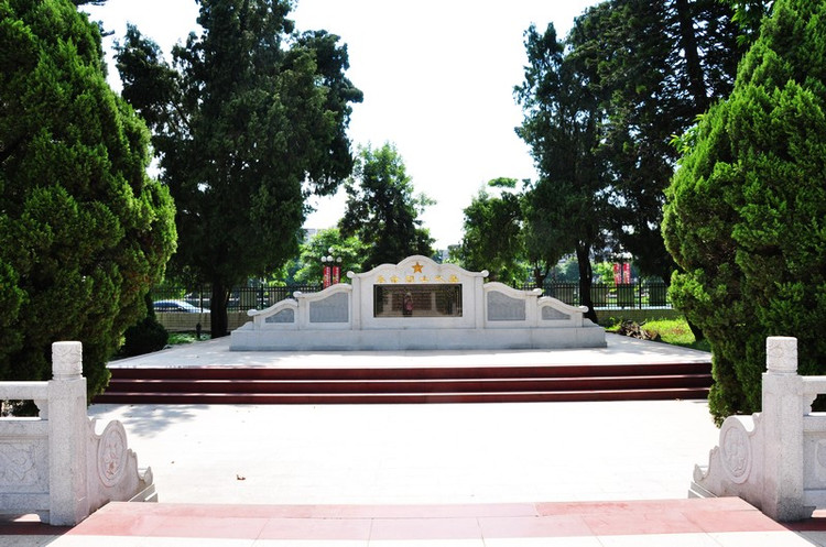 阮啸仙烈士陵园