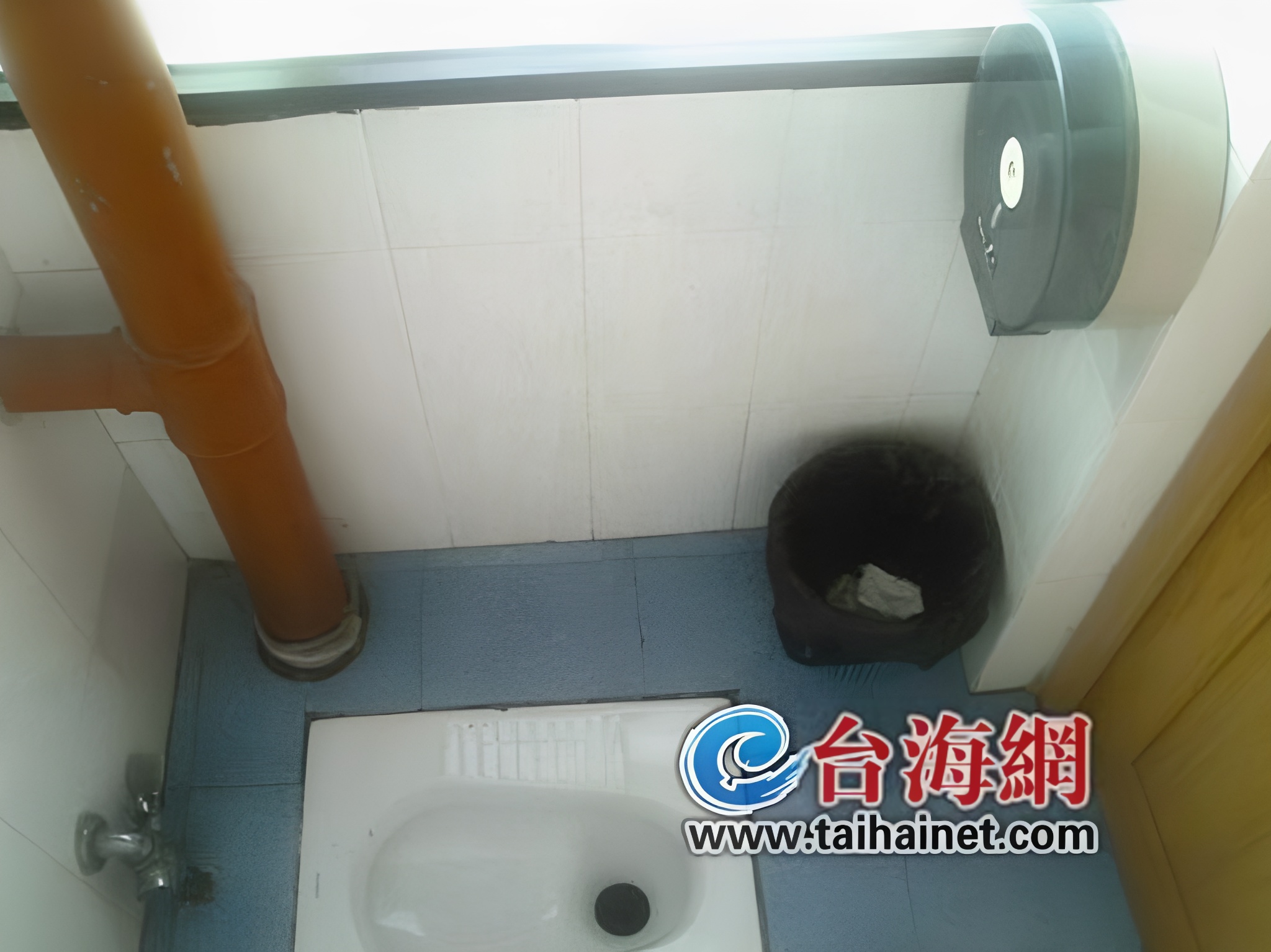 厦门大学女厕偷拍门