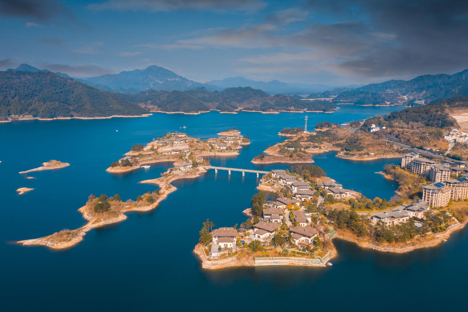 万峰湖红椿码头