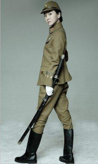  p>田中美叶子是电视剧《狐影》里的虚拟角色,她是杨梓墨饰演. /p>