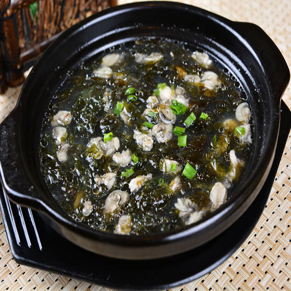  p>紫菜海蛎豆腐煲是一道以紫菜, a href="#">海蛎 /a>,地瓜粉,内酯