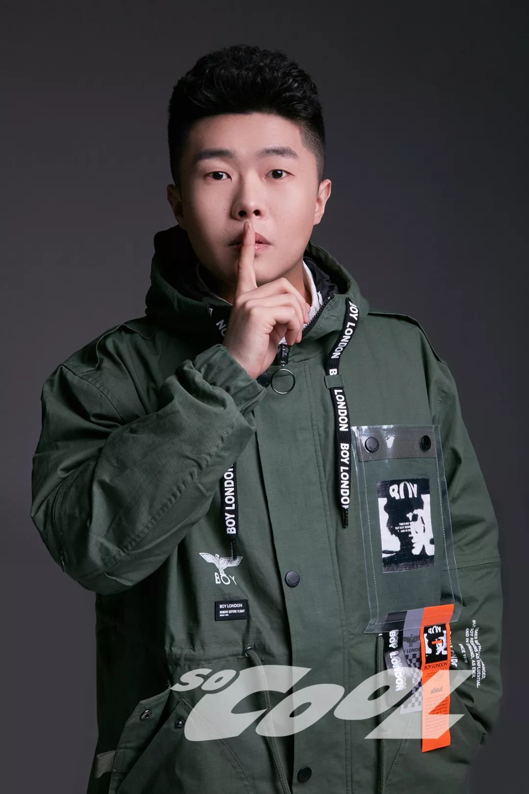  p data-id="gnx0isgo84">周九良,本名周航,1994年9月14日出生于中国