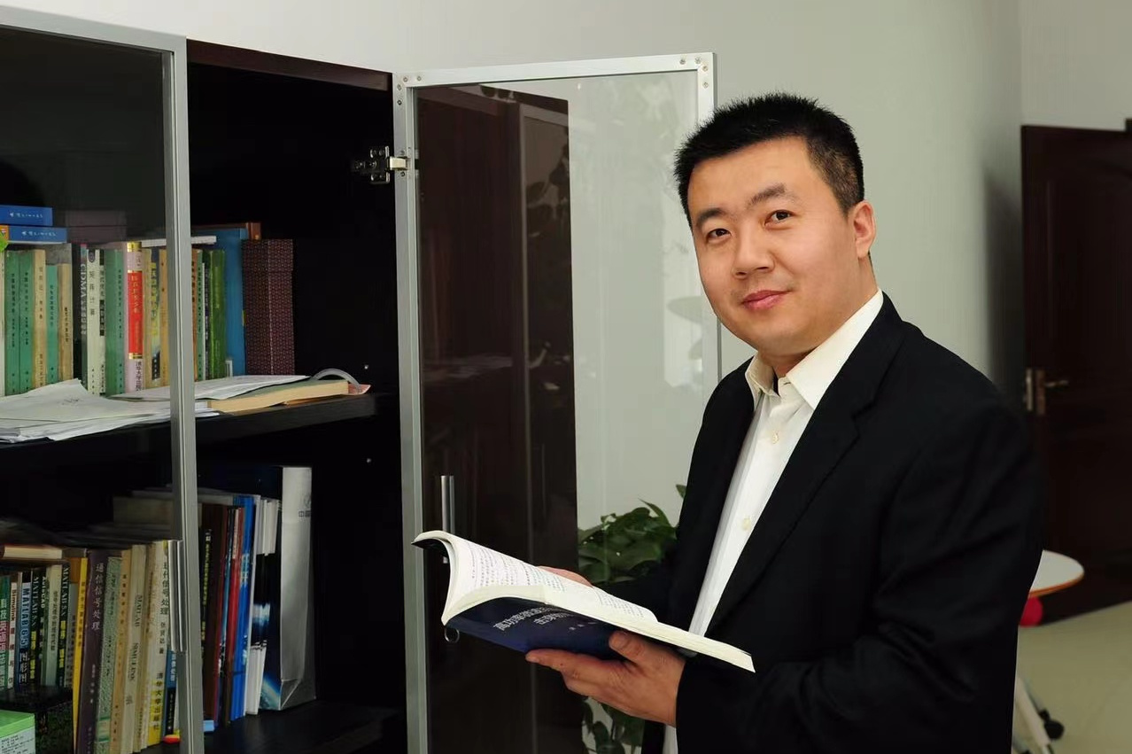  p>马小飞,航天五院首席研究员,长期从事空间可展开