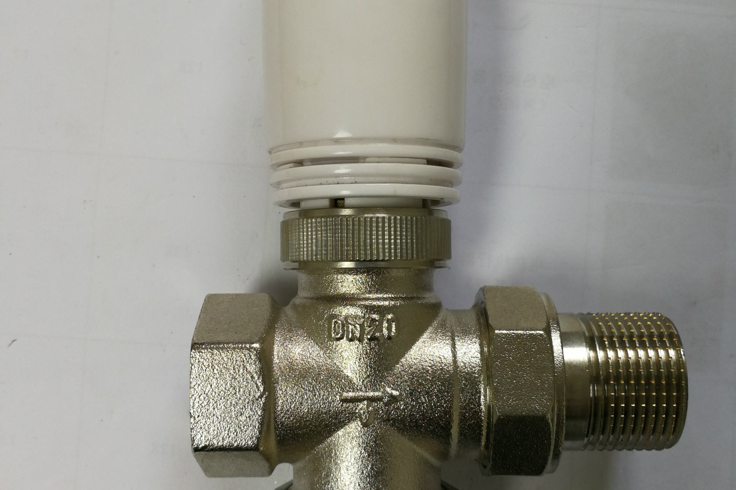 平面三通散热器恒温控制阀