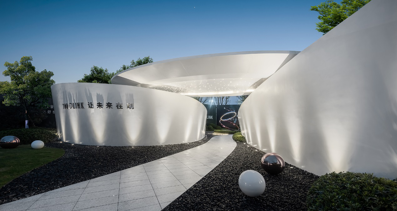  p>龙湖天曜位于上海奉贤区金海公路与百秀路交汇处. /p>