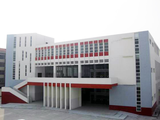  p>洪湖市第二中学创办于1956年,是洪湖市人民政府和荆州市教委命名的