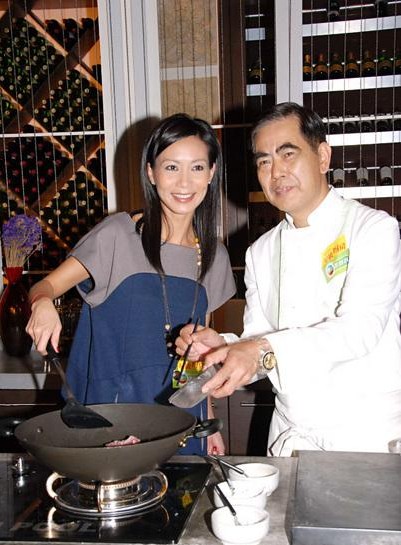  p>赵学而,原名赵慧燕,1972年3月31日生于香港,中国香港影视女演员