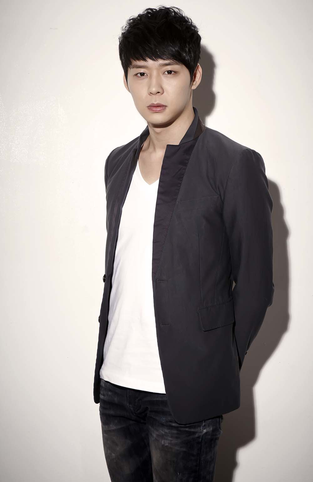 是2016年韩国歌手 a href="#" data-lemmaid="769232">朴有天 /a>mini