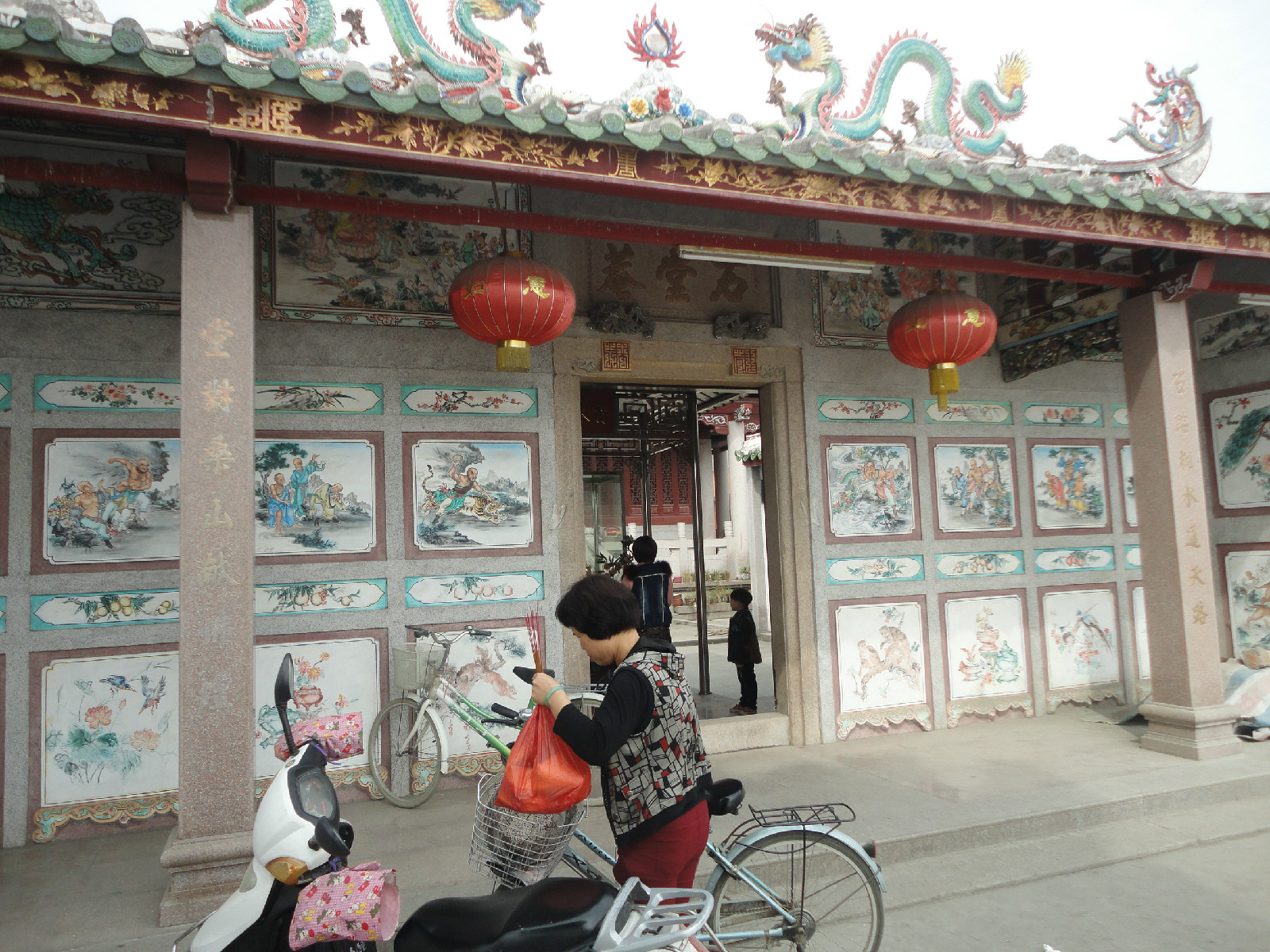  p data-id="go058kagfm">石堂庵位于潮州市凤塘镇西郊玉窖村,毗邻