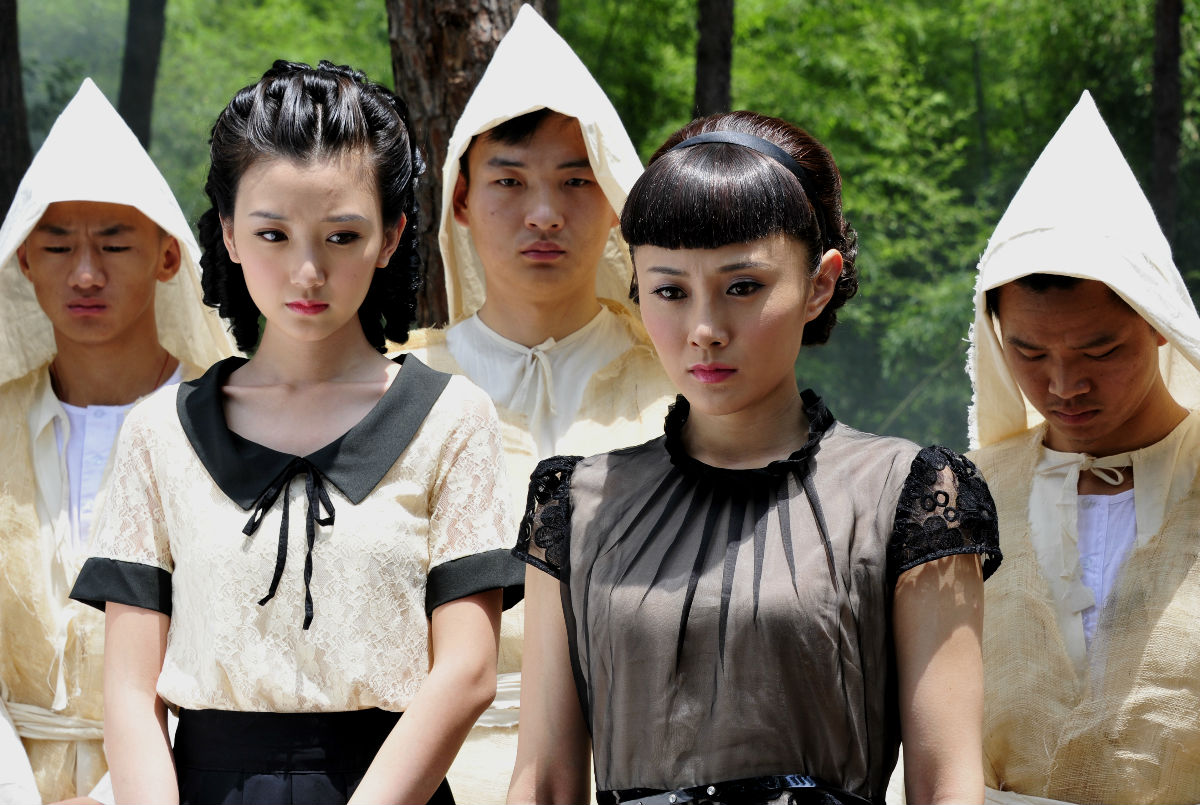  p>电视剧《代号九耳犬》由香港导演 a target="_blank" href="/item