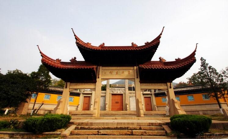  p data-id="gnx145pd56">圣恩寺,全称天寿圣恩禅寺.