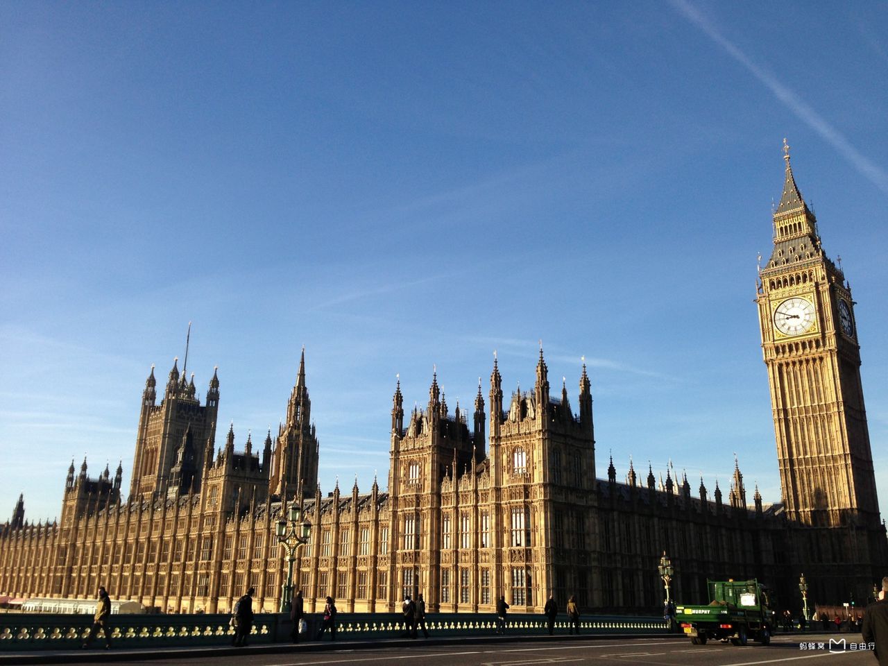  p>伊丽莎白塔(the elizabeth tower),旧称钟塔(the clock tower)