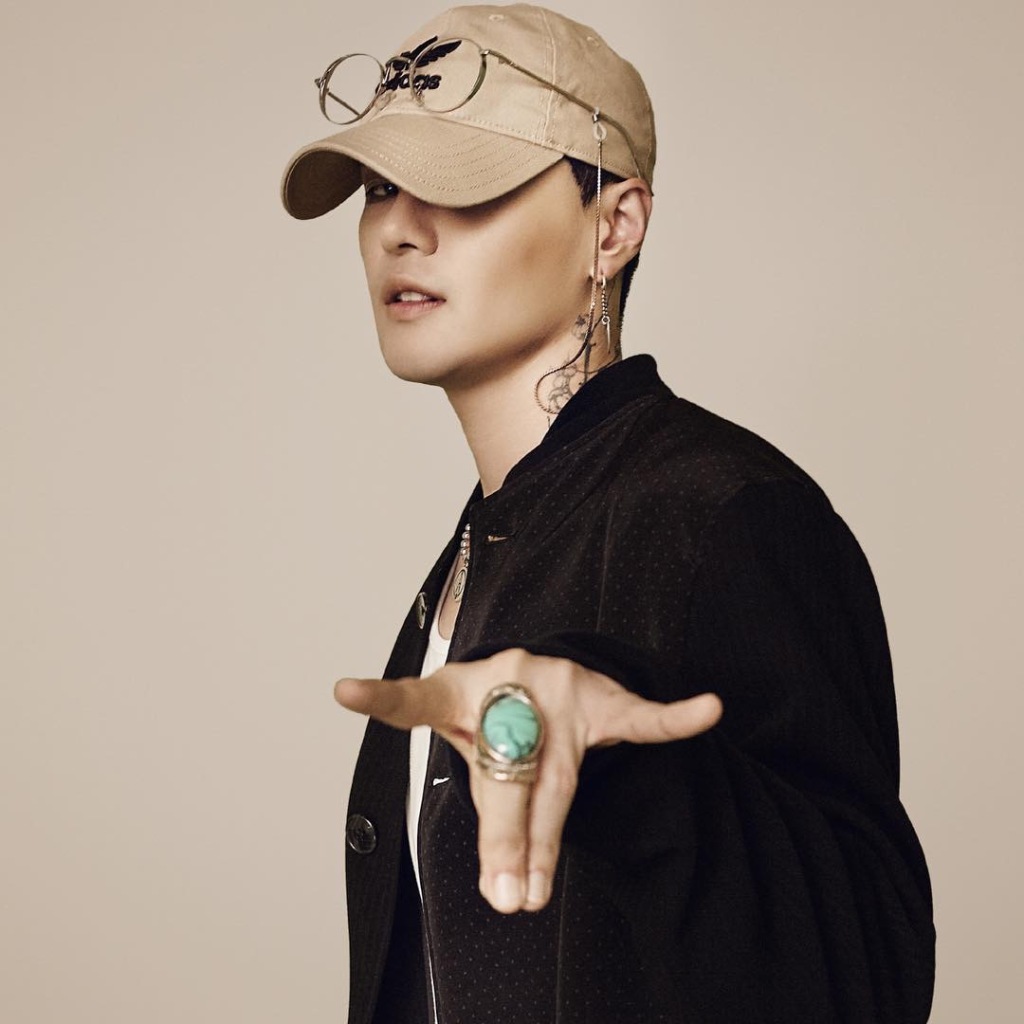  p>韩国r&b男歌手dean(   ),本名权革(      ),1992年11月10日