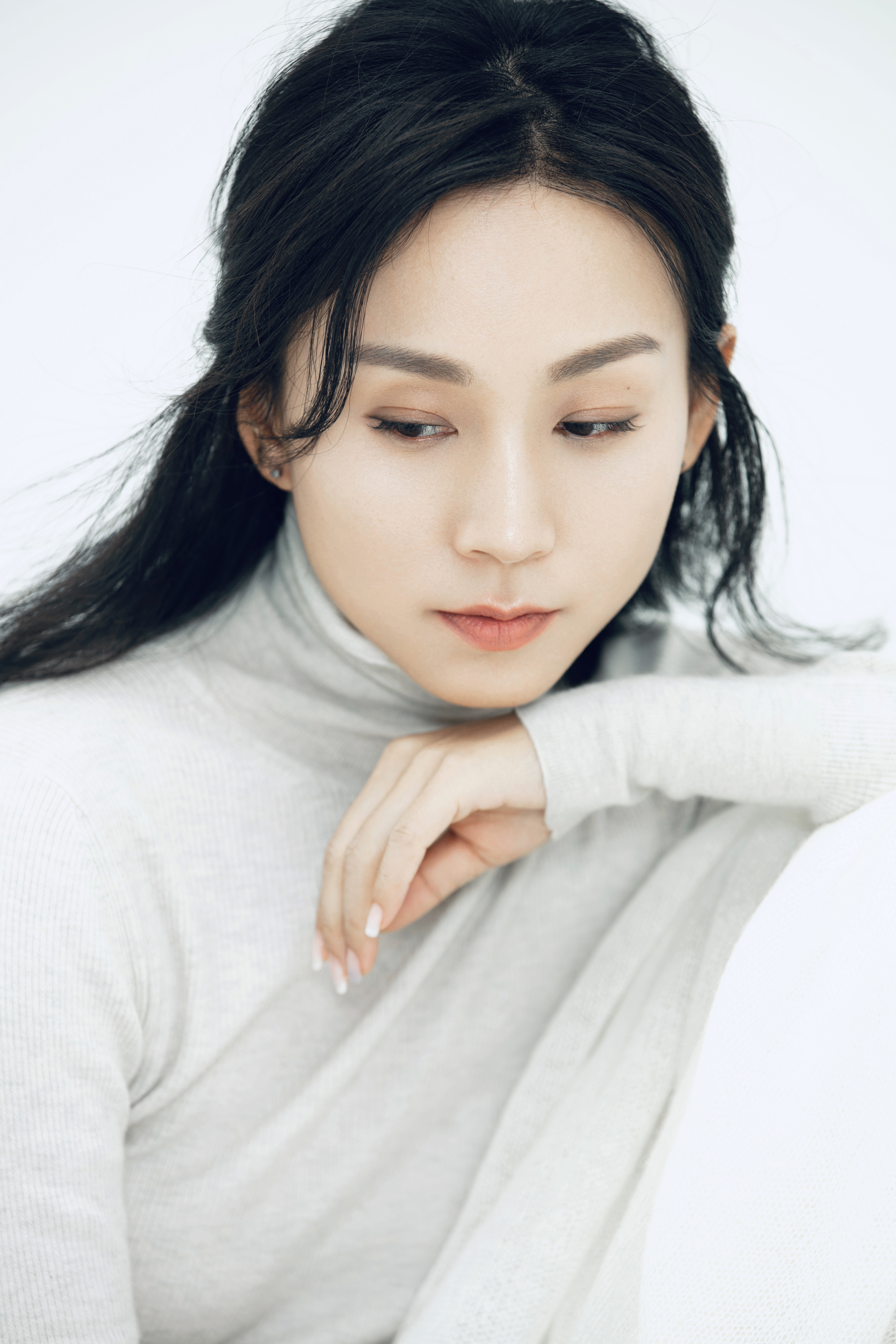  p>丁子玲,1987年11月10日出生于湖北省武汉市,中国内地女演员,毕业于