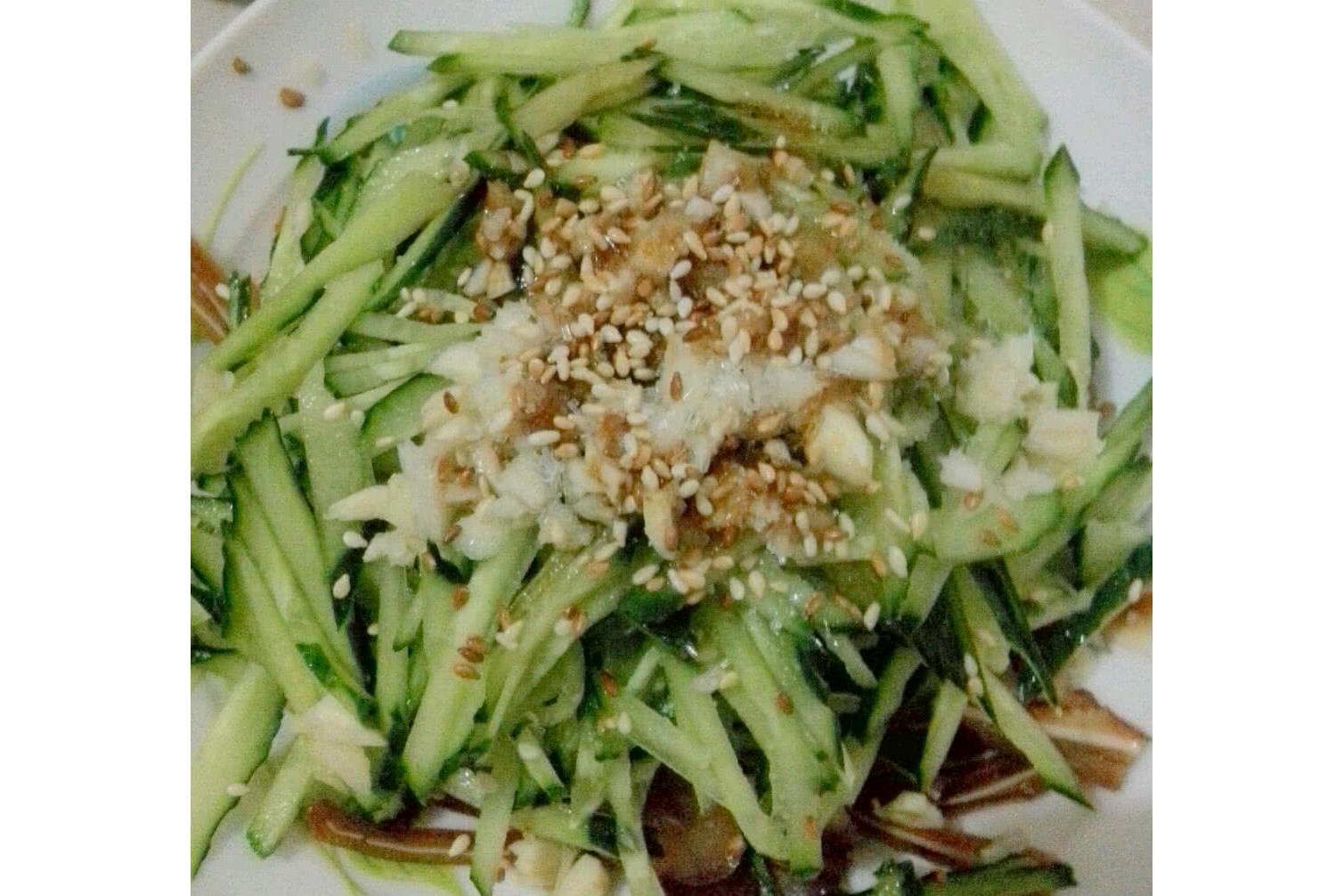 蒜泥拌黄瓜丝